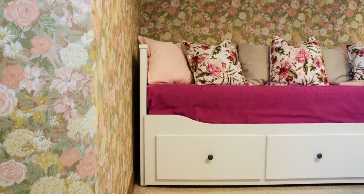 Flowers Apartment Joivy 25 โกโม ภายนอก รูปภาพ