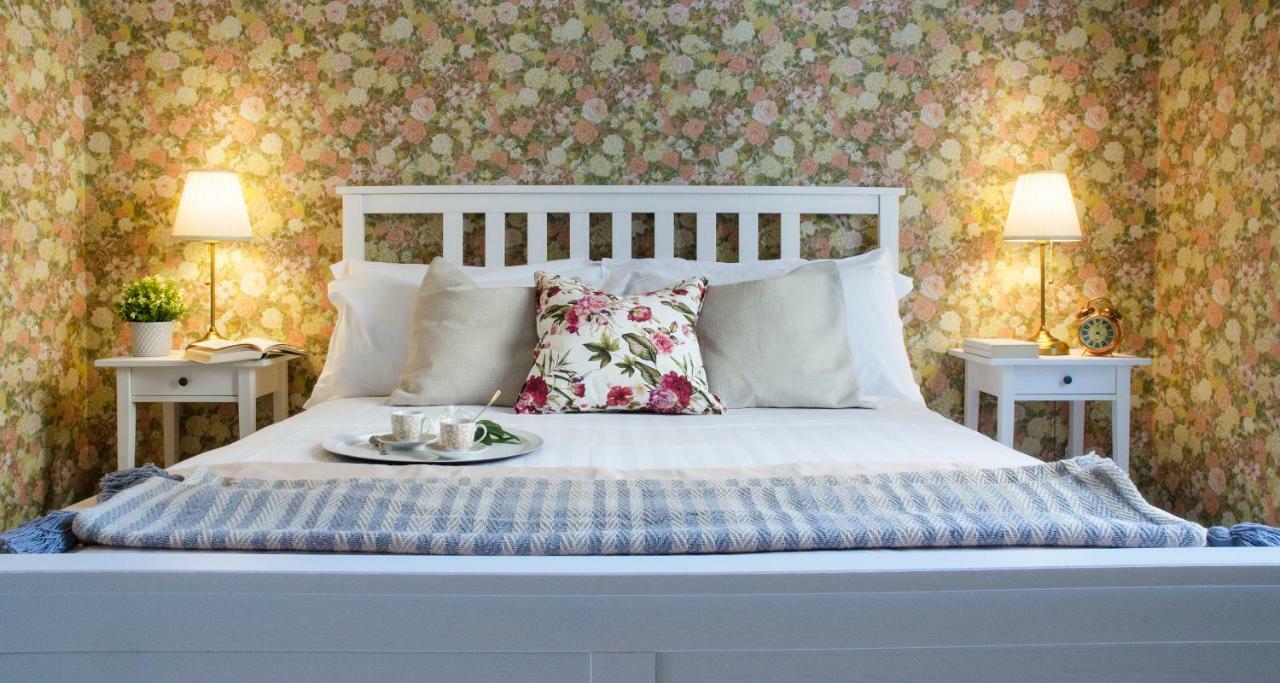 Flowers Apartment Joivy 25 โกโม ภายนอก รูปภาพ