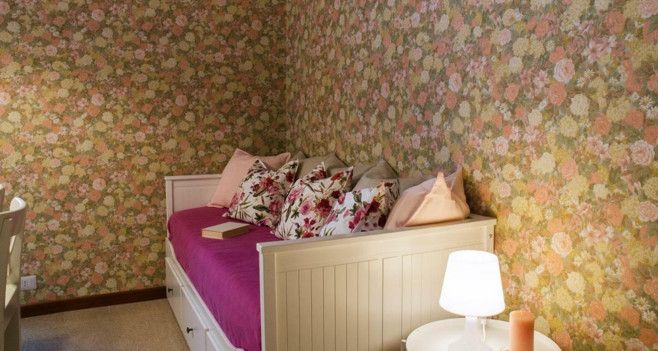 Flowers Apartment Joivy 25 โกโม ภายนอก รูปภาพ