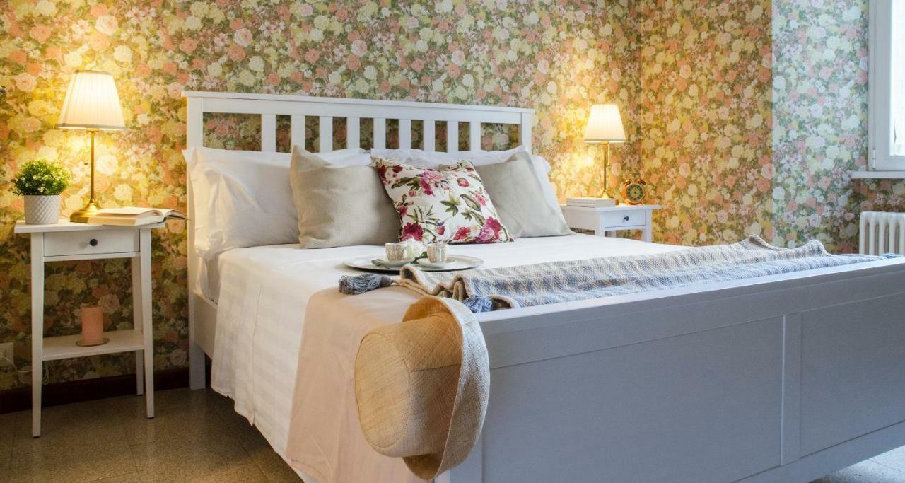 Flowers Apartment Joivy 25 โกโม ภายนอก รูปภาพ