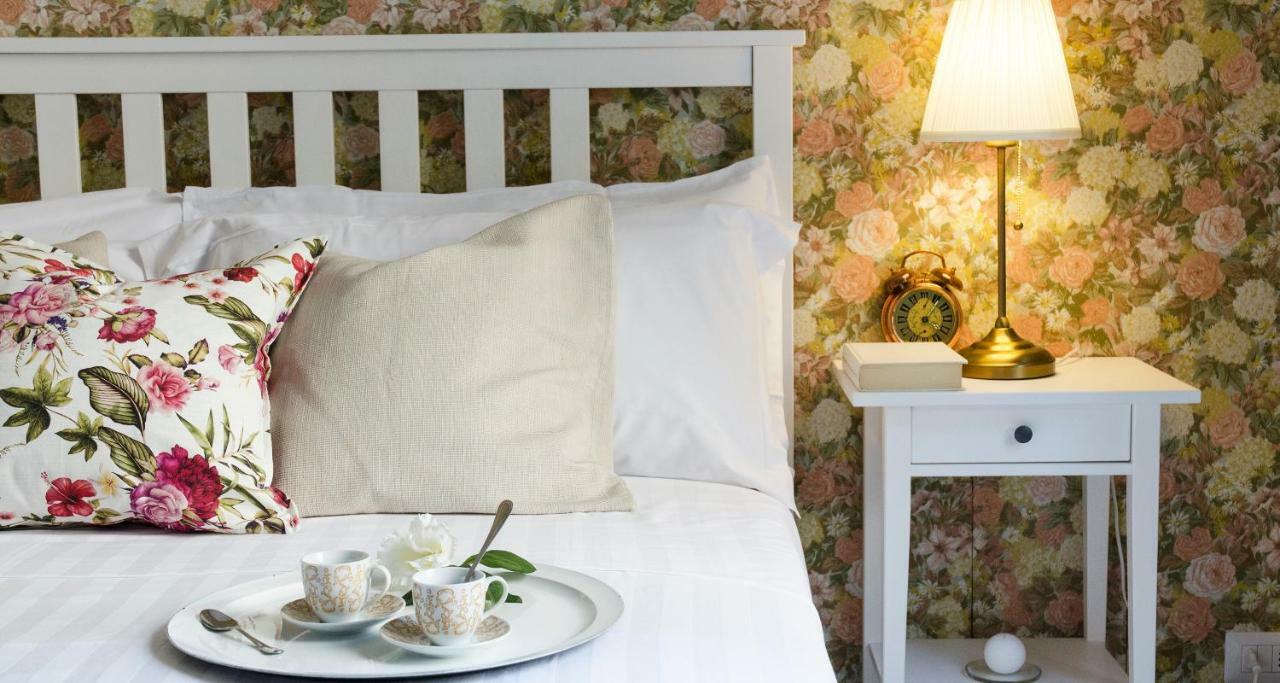Flowers Apartment Joivy 25 โกโม ภายนอก รูปภาพ